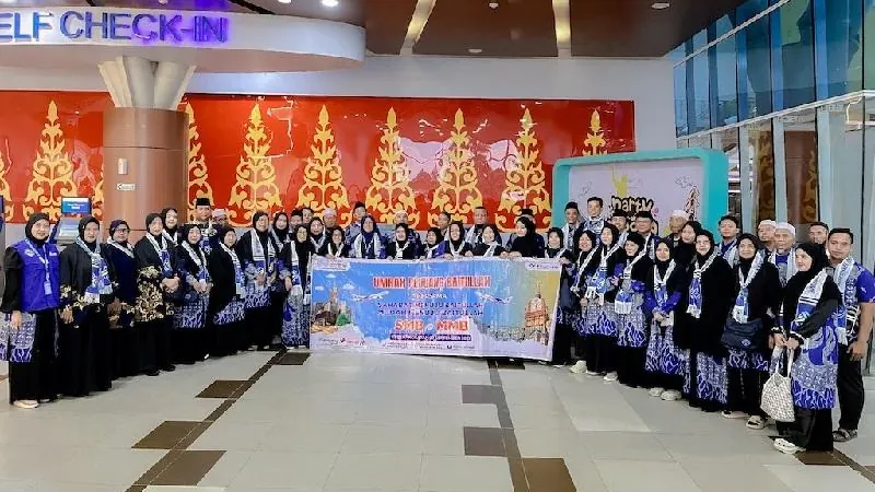 48 Jamaah Umrah MMB Travel Diberangkatkan dari Pekanbaru